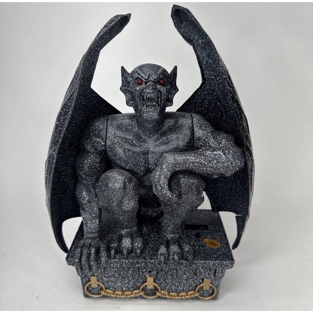 VNTG Gargoyle Sensor Animated Halloween Prop Figure Talking / Light UP Red Eyes
